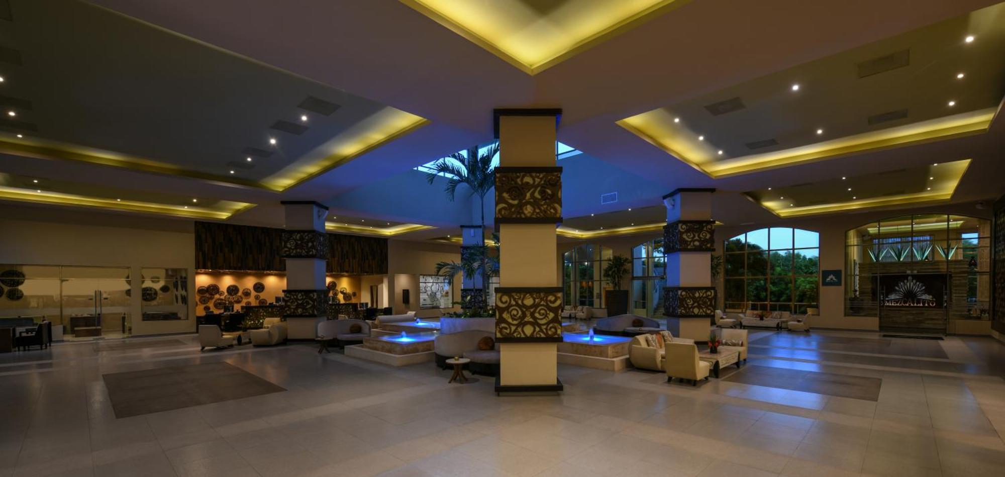 El Dorado Seaside Suites Catamaran, Cenote & More Inclusive (Adults Only) Xpu Ha Exterior photo