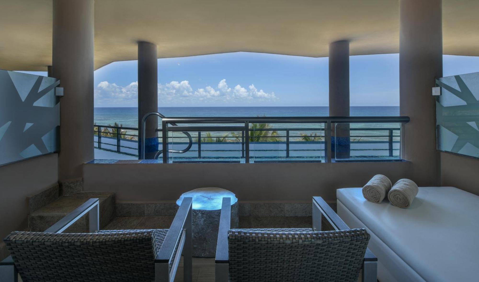El Dorado Seaside Suites Catamaran, Cenote & More Inclusive (Adults Only) Xpu Ha Exterior photo